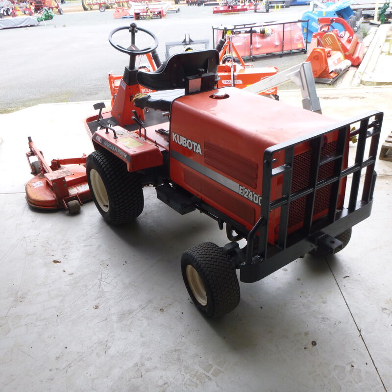 S/H Kubota F2400 Front deck mower Konigs Shepparton Pty. Ltd