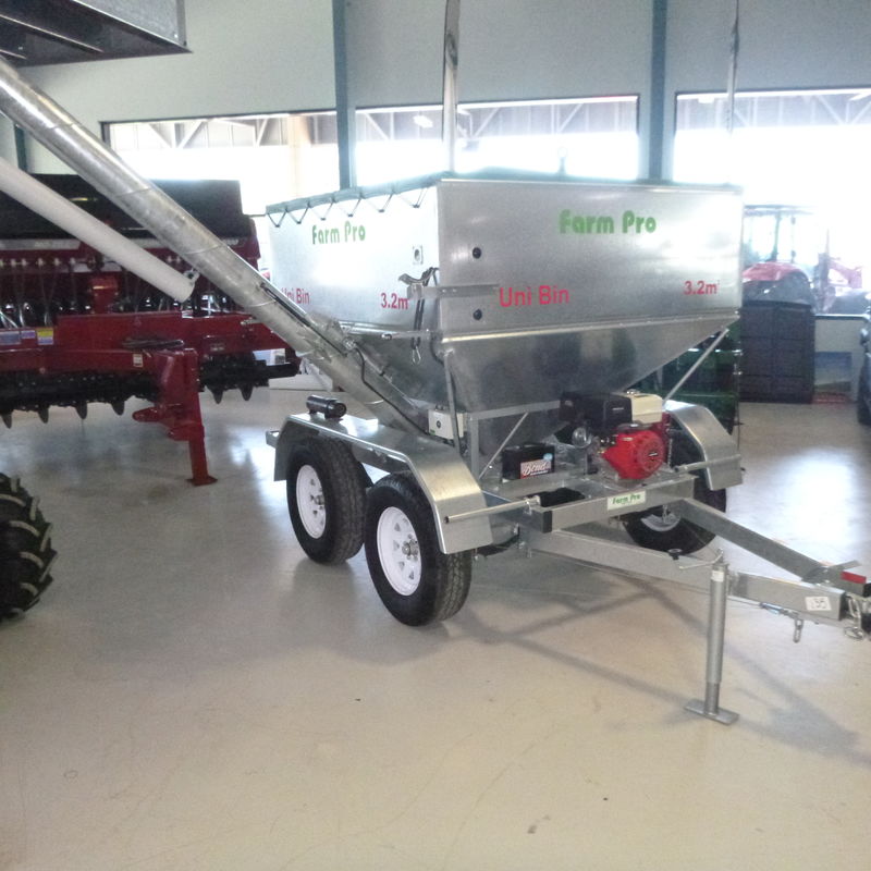 Uni Bin Trailing Grain Feeder Konigs Shepparton Pty Ltd