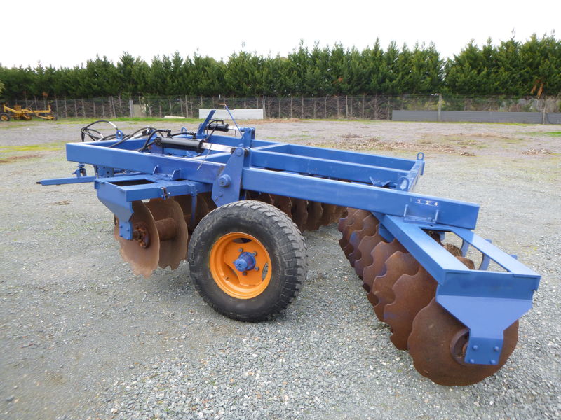 grizzly 28 plate heavy duty disc plow Konigs Shepparton Pty. Ltd