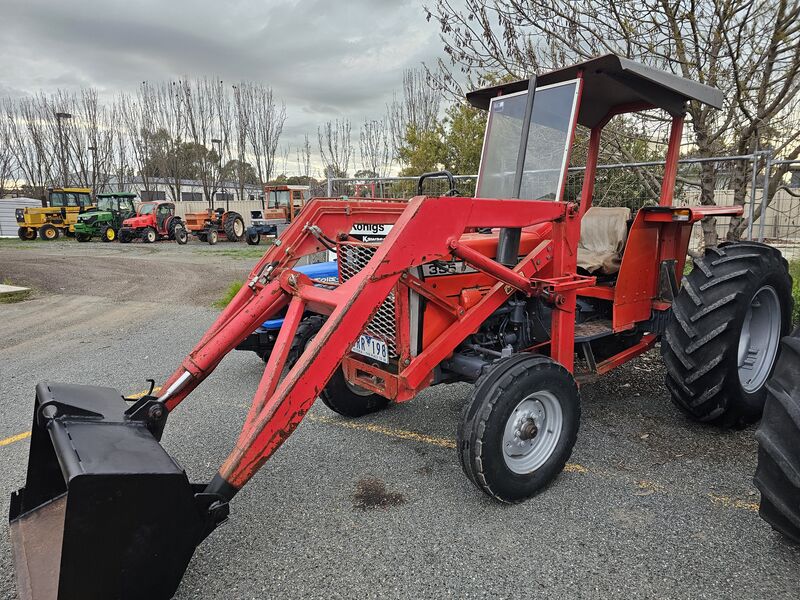 USED MASSEY FERGUSON 355 ROPS TRACTOR EITH FRONT END LOADER
