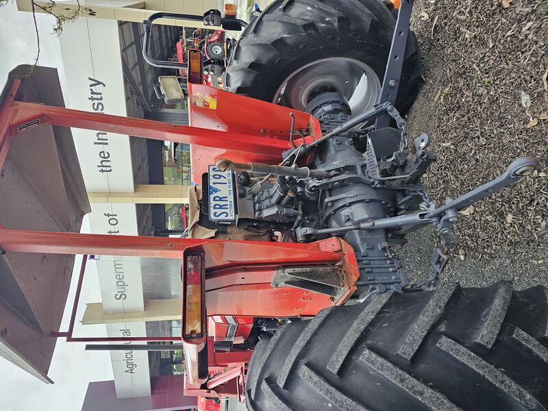 USED MASSEY FERGUSON 355 ROPS TRACTOR EITH FRONT END LOADER