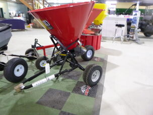 NEW DAKEN 150L ATV SPREADER