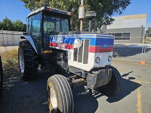 USED FORD 8401 2WD CAB TRACTOR