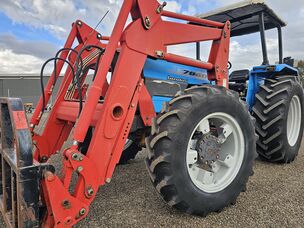 USED LANDINI 7860 ROPS TRACTOR WITH LOADER