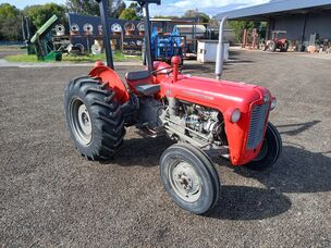 USED MASSEY FERGUSON 35 ROPS TRACTOR