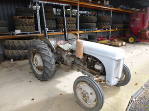 USED MASSEY FERGUSON TEA20