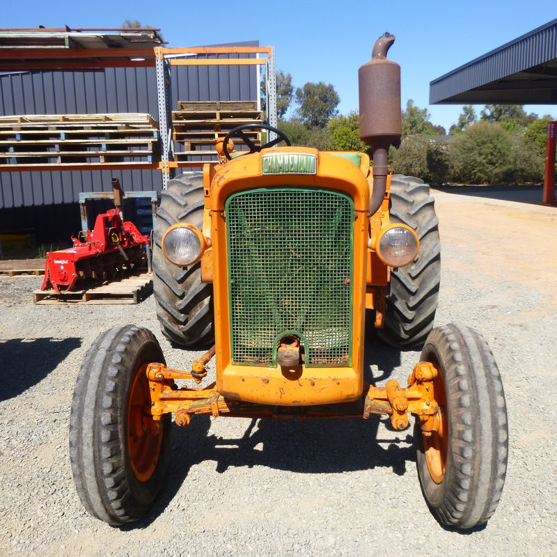 CHAMBERLAIN 9G CHAMPION TRACTOR Konigs Shepparton Pty. Ltd