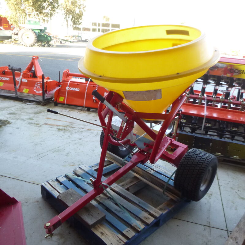 IRIS 340L ATV SPREADER Konigs Shepparton Pty. Ltd