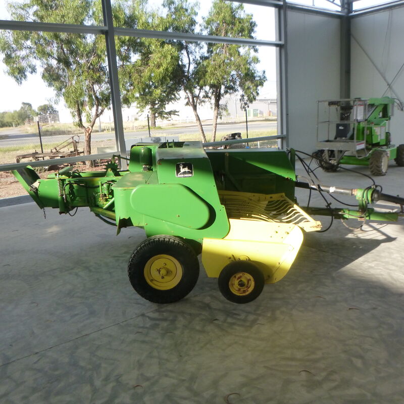 USED JOHN DEERE 342A SMALL SQUARE BALER Konigs Shepparton Pty. Ltd
