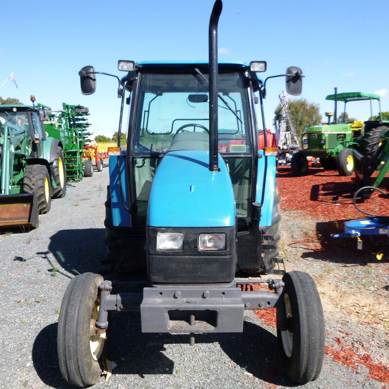 USED NEW HOLLAND 4835 CAB TRACTOR Konigs Shepparton Pty. Ltd