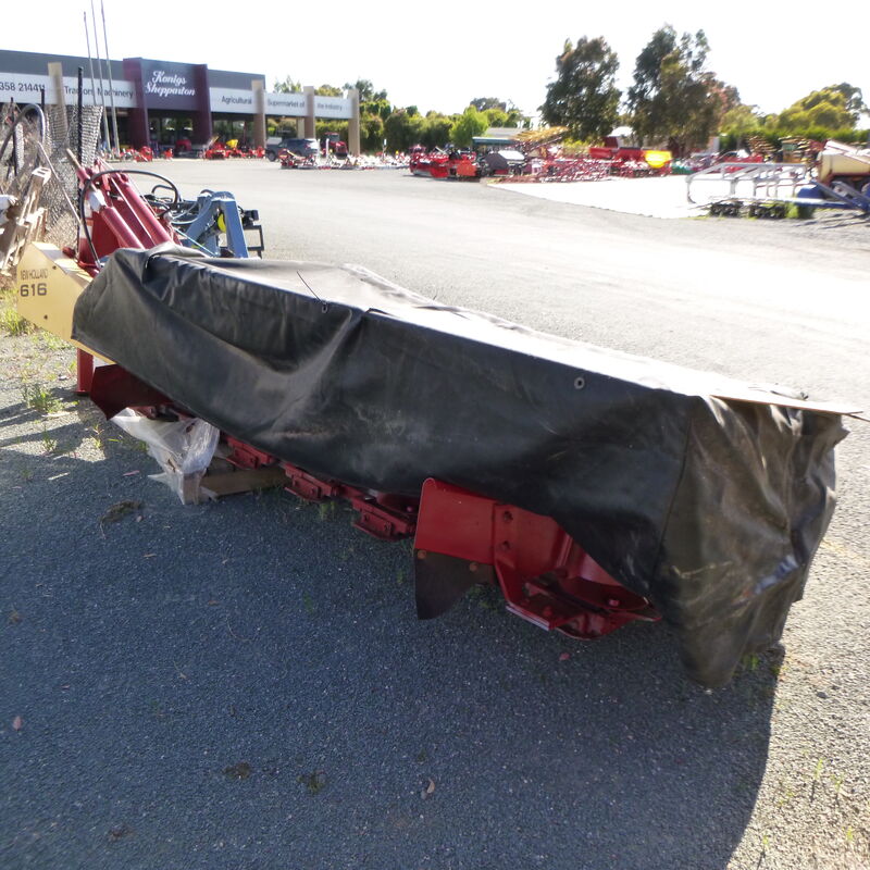 USED NEW HOLLAND 616 DISC MOWER Konigs Shepparton Pty. Ltd