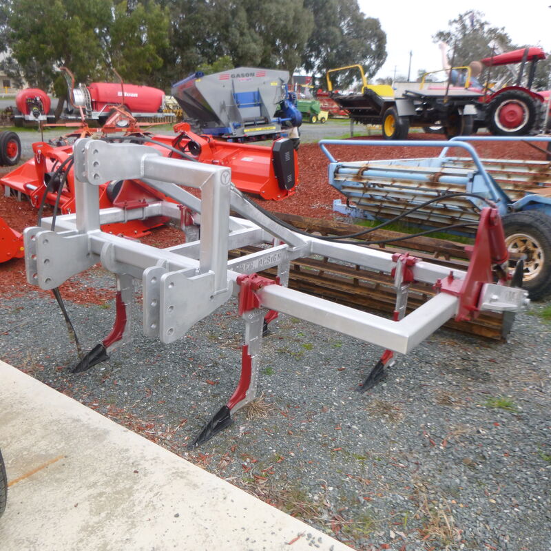 USED YEOMAN 5 TINE RIPPER | Konigs Shepparton Pty. Ltd