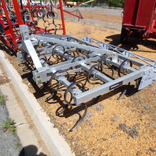 3 Row S Tyne cultivator 