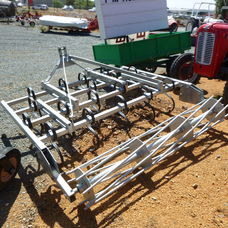 4 Row S Tyne cultivator 