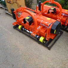 COSMO BULLY SFM130 MULCHER