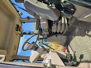 JOHN DEER 6630 4WD CABIN 2011