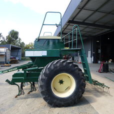 John Shearer 27run 4 bin seed drill