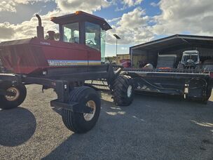 MACDON 9000 1995