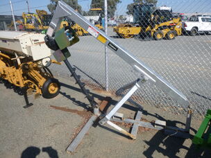 NEW DAKEN 50HP POST HOLE DIGGER