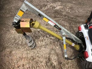 NEW DAKEN LITTLE RIPPER POST HOLE DIGGER