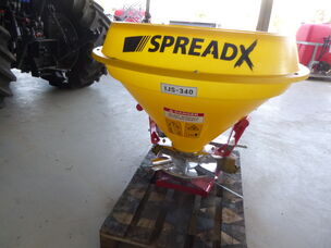 NEW IRIS IJS340 FERTALISER SPREADER