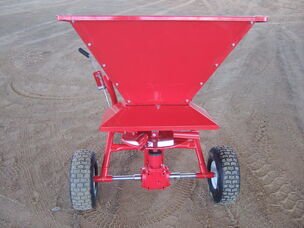 NEW TWM 160KG ATV FERTALISER SPREADER