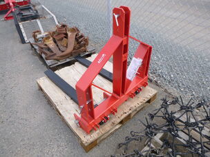 NEW TWM 700KG LINKAGE PALLET FORKS