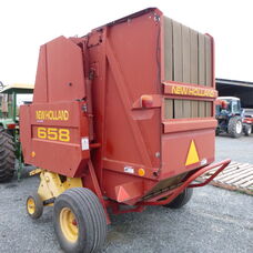 New Holland 658 Baler