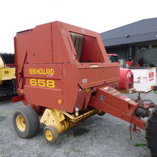 New Holland 658 Baler