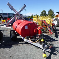 USED 2000L PADDOCK MASTER SPRAYER