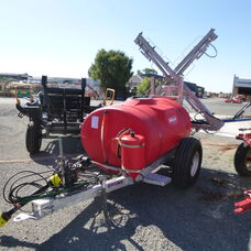 USED 2000L PADDOCK MASTER SPRAYER