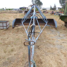 USED 3M TRAILING LAND PLANE