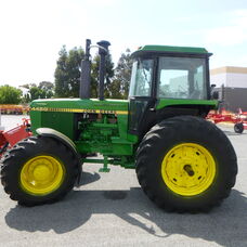 USED 4450 JOHN DEERE CAB TRACTOR