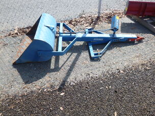 USED BERENDS 3PL REAR SCOOP