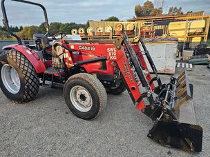 USED CASE 60B FARMALL 4WD ROPS TRACTOR