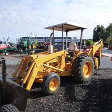 USED FORD 19501 BACKHOE LOADER