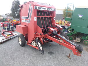USED GEHL 1470 4 X 5 ROUND BALER