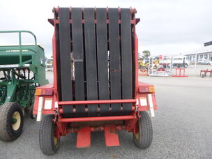 USED GEHL 1470 4 X 5 ROUND BALER
