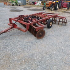 USED INTERNATIONAL 34 DISC CULTIVATOR