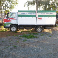 USED ISUZU NKR58 2T TRUCK