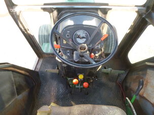 USED JOHN DEERE 3140 TRACTOR