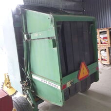 USED JOHN DEERE 430 ROUND BALER