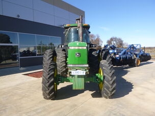 USED JOHN DEERE 4450 CAB TRACTOR