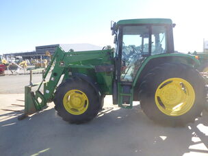 USED JOHN DEERE 6110 CAB TRACTOR