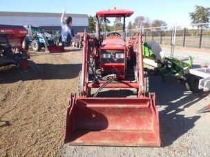 USED MAHINDRA 5500 ROPS TRACTOR