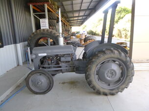 USED MASSEY FERGUSON TEA20