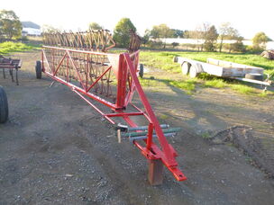 USED MURRAY 9.5M FOLDING HARROWS