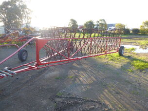 USED MURRAY 95M FOLDING HARROWS