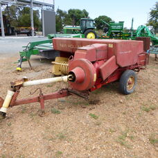 USED NEW HOLLAND 317 BALER