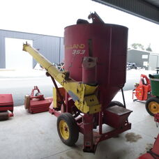 USED NEW HOLLAND 353 MIXALL FEEDER